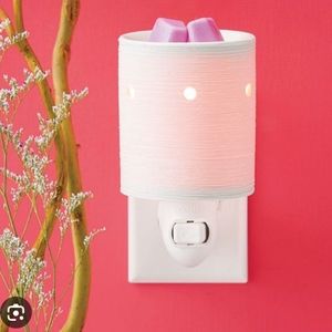 Scentsy Etched Core Mini Warmer